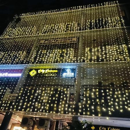 城中央高级酒店 Chandīgarh 外观 照片