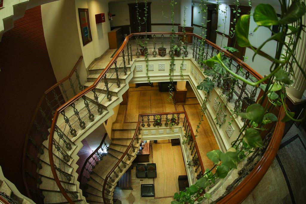 城中央高级酒店 Chandīgarh 外观 照片