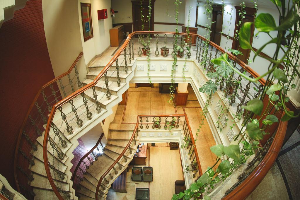 城中央高级酒店 Chandīgarh 外观 照片