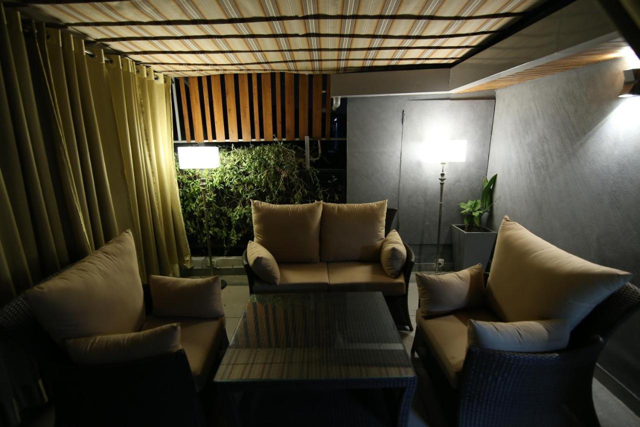 城中央高级酒店 Chandīgarh 外观 照片