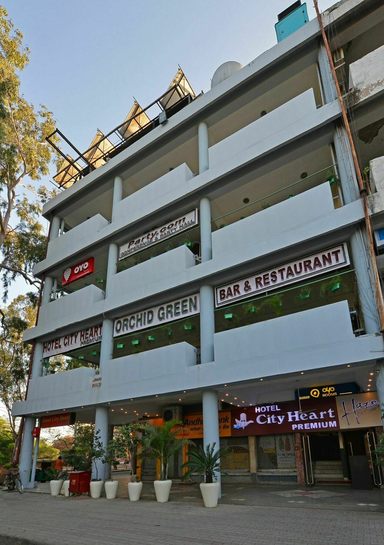 城中央高级酒店 Chandīgarh 外观 照片